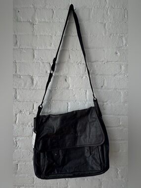 Wilson’s Leather Genuine Leather Black Satchel Crossbody w Adjustable Strap NWT!